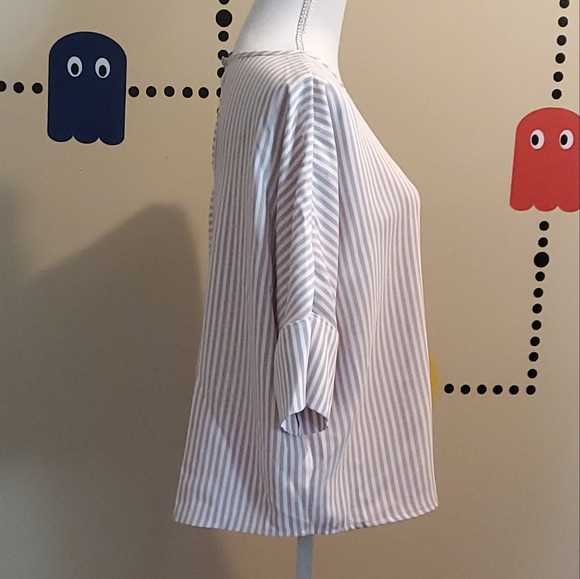 🌟 3 for $15 Deal! 🌟Express dusty pink and white striped blouse M - Picture 5 of 7